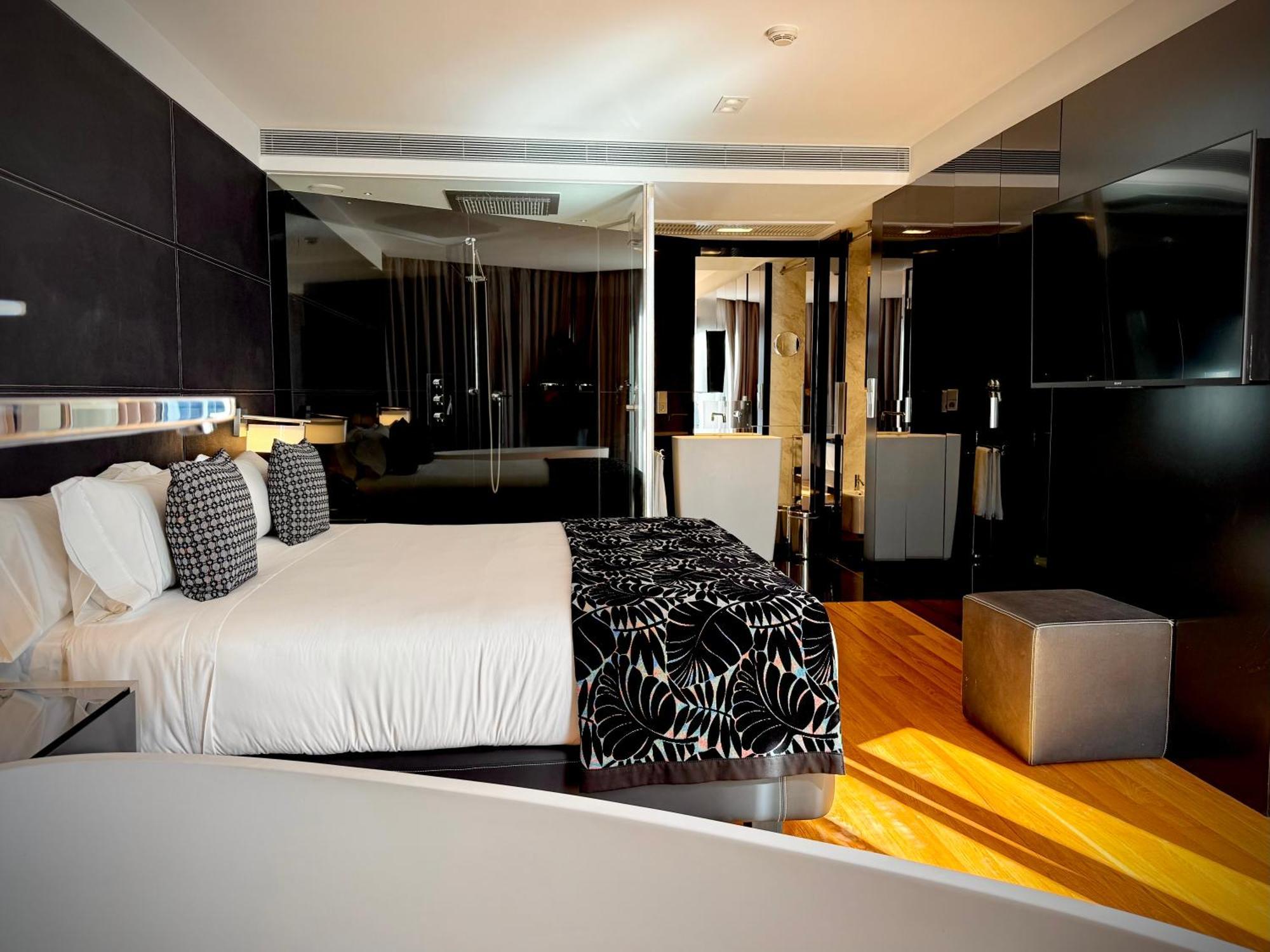 Hotel Inffinit Виго Экстерьер фото